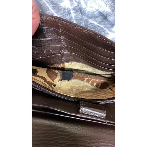 Brighton Siren Masterpiece Collection Crossbody Wallet - Picture 13 of 13